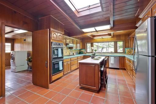 1420 University Ave - Photo 3 of 30