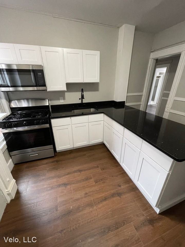 174 Park Street - Photo 2 of 31