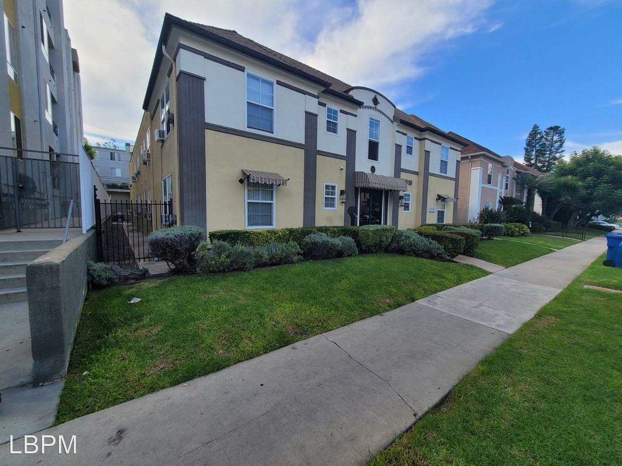 619 Hauser Blvd - Photo 2 of 16