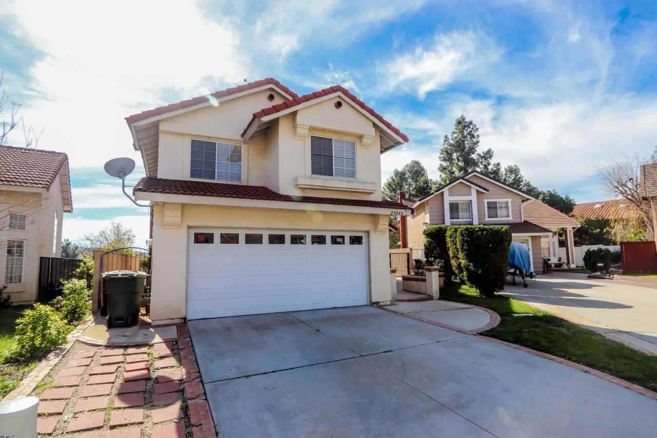 23040 Sleeping Oak Dr - Photo 3 of 31