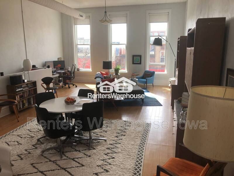 516 1/2 E Grand Ave - Photo 3 of 12