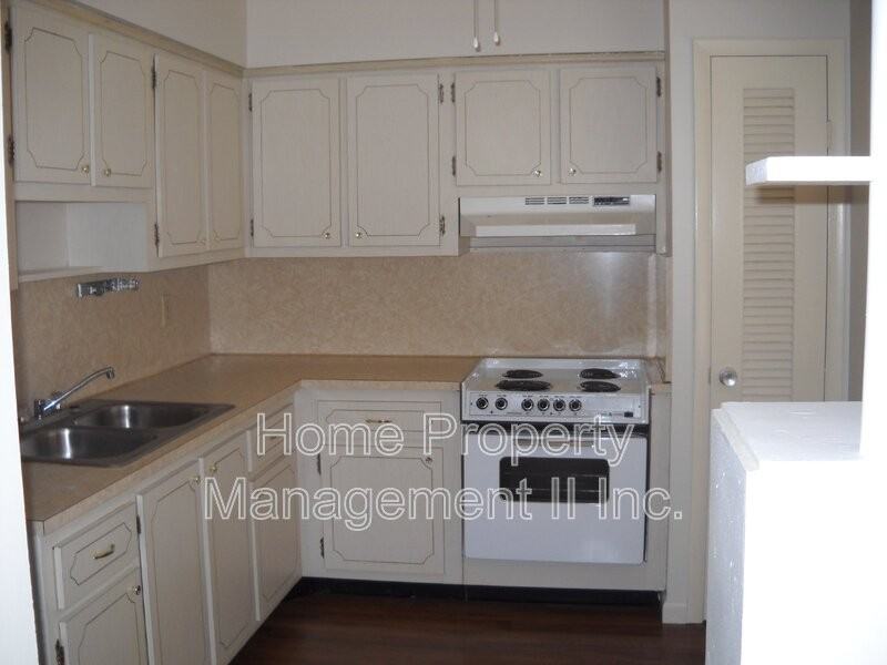 815 Ridge Rd #5 - Photo 3 of 10