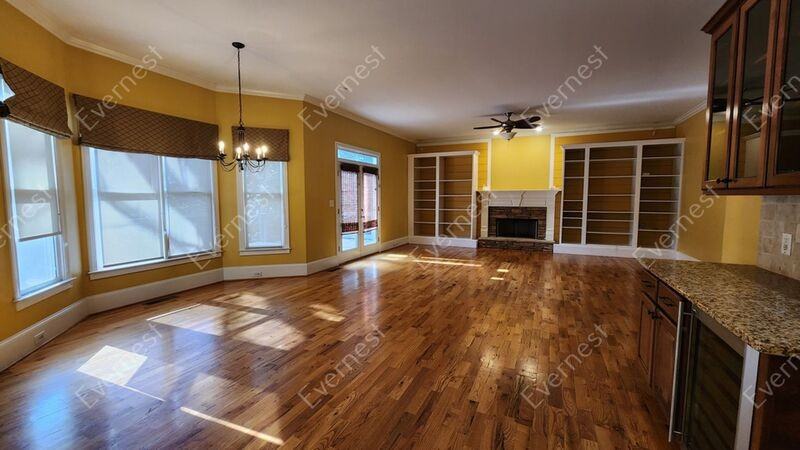 970 Seaboard Ave Nw - Photo 2 of 50