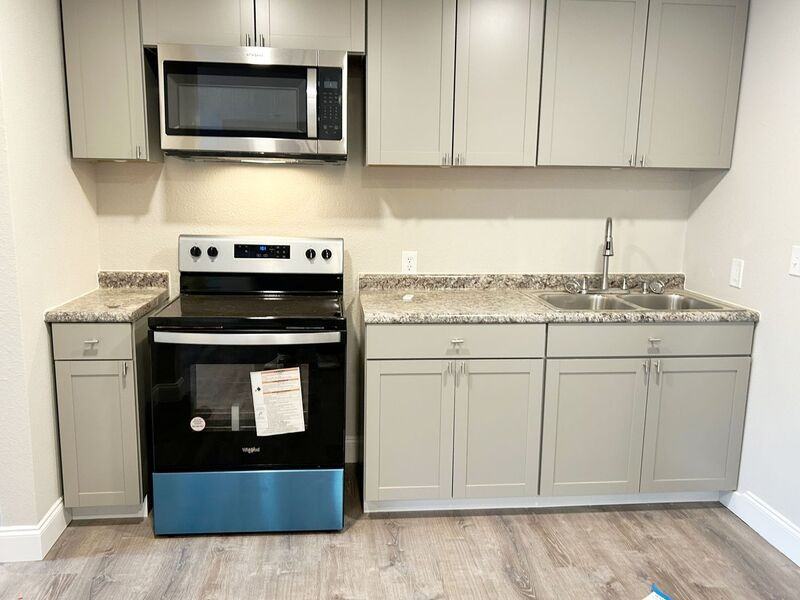 532 Athens Ct - Photo 3 of 24