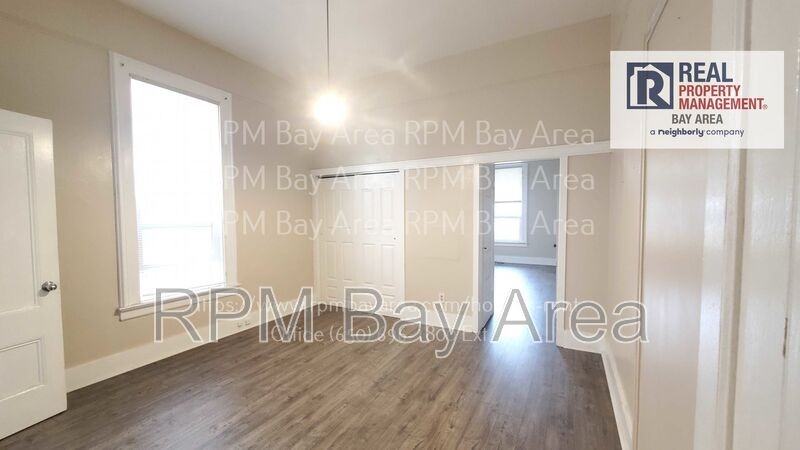 2439 Dwight Way #B - Photo 3 of 7