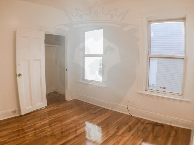 16 Higgins St - Photo 3 of 23