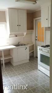 9986 Coryland Rd - Photo 3 of 9