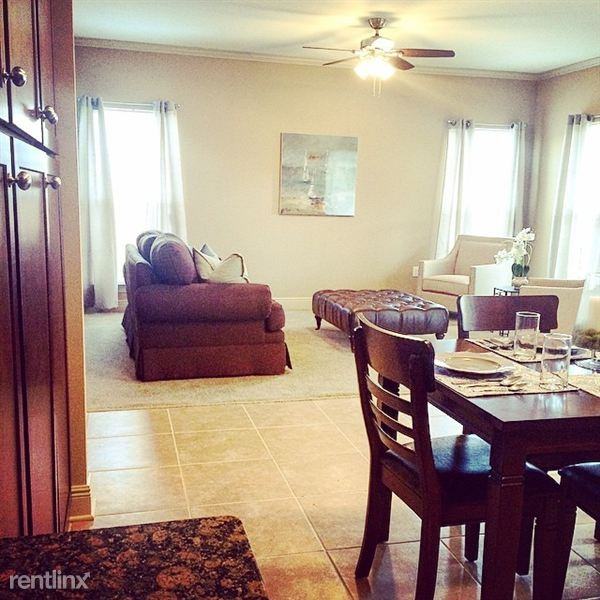 Plaza 28 Townhouses - Photo 3 of 7