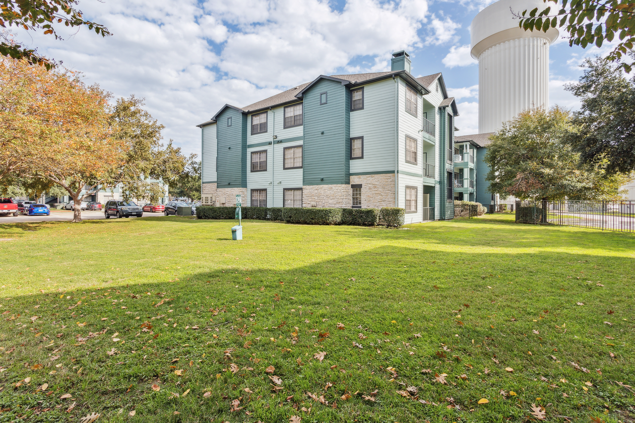 Legacy at Cypress - Photo 6 of 36