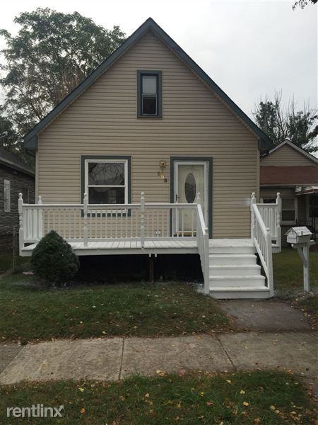 293 Richter St - Photo 2 of 14