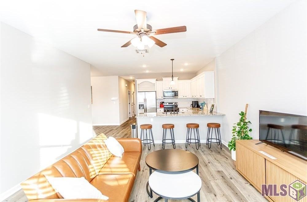 2931 Niccoline Way - Photo 2 of 23