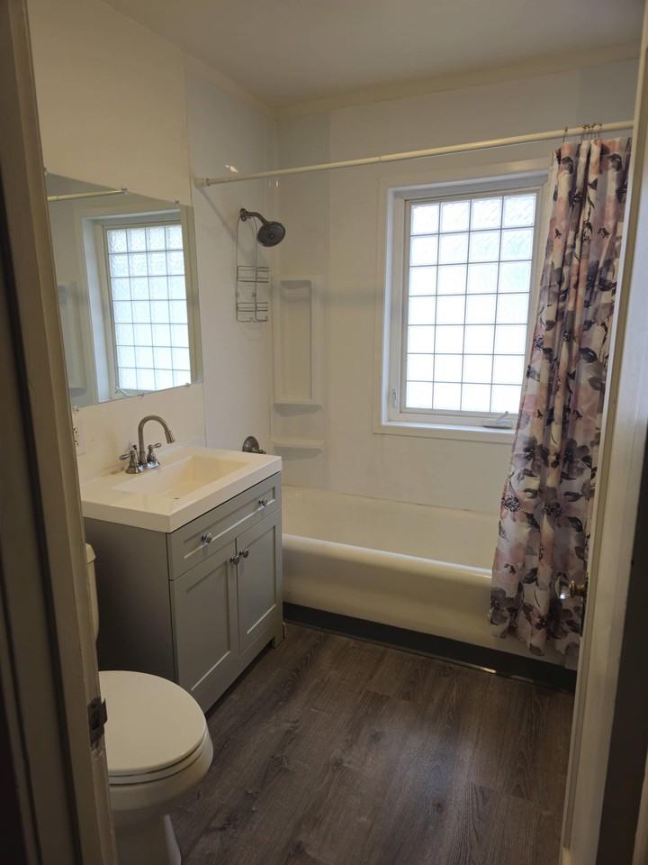 1104 5th Ave S #1 - Photo 4 of 5