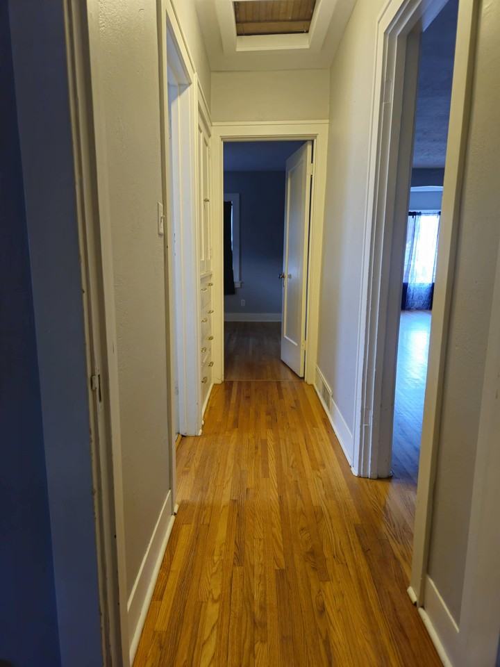 1104 5th Ave S #1 - Photo 5 of 5