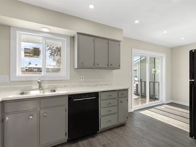 5120 Woodbird Ct #1 - Photo 7 of 9