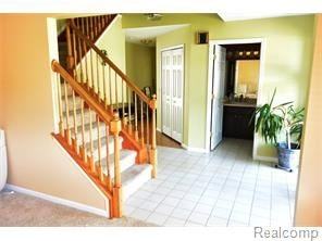 195 Cherry Grove Ln - Photo 2 of 10