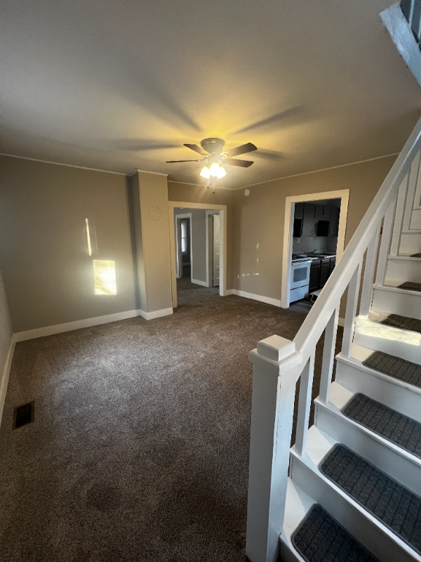 355 E Ohio St - Photo 3 of 17