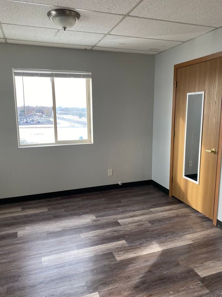 1601-1605 23rd St S - Photo 5 of 7