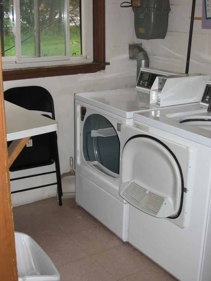 Tudor Lane Apartments - Photo 4 of 18