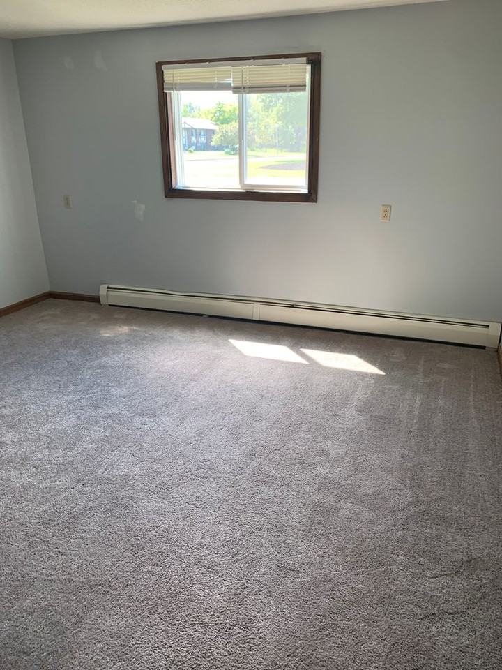 Tudor Lane Apartments - Photo 7 of 18