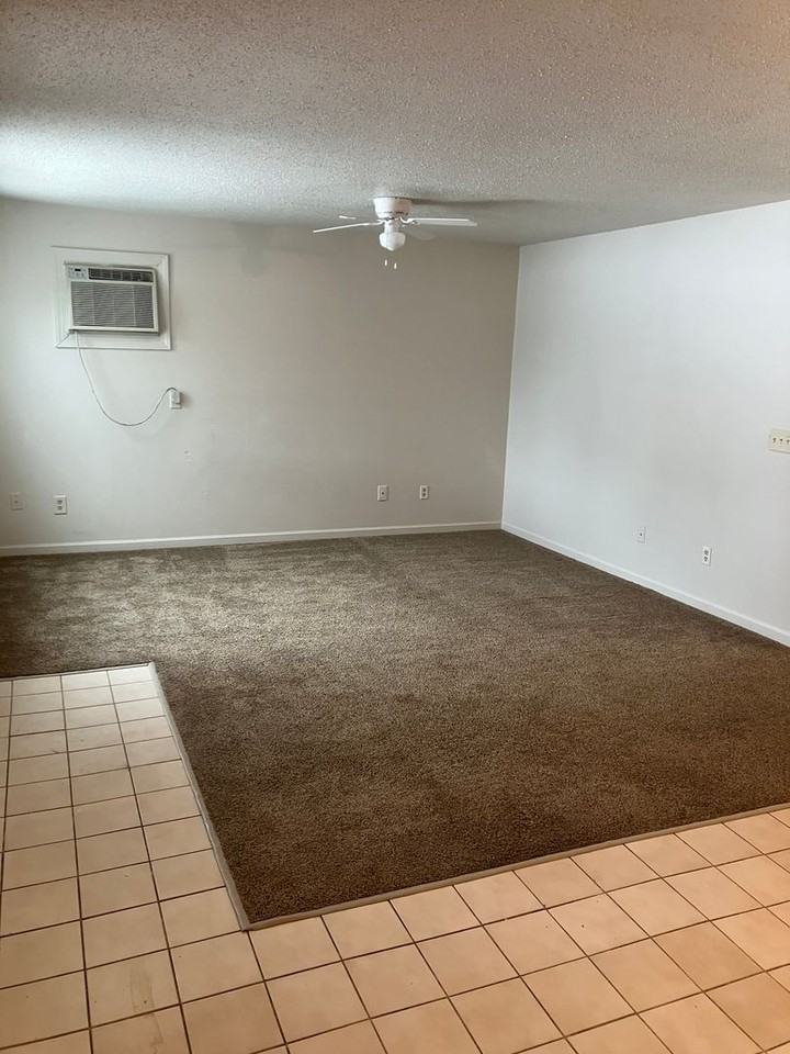 1014 1st Ave W #2 - Photo 6 of 10