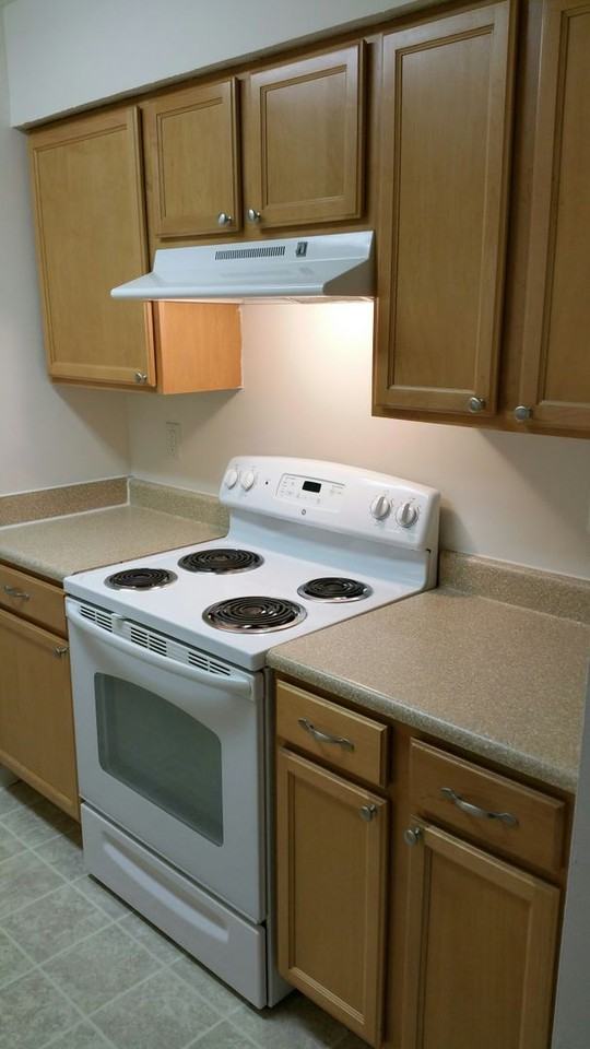 185 - COUNTRY VIEW APARTMENTS - Photo 4 of 31