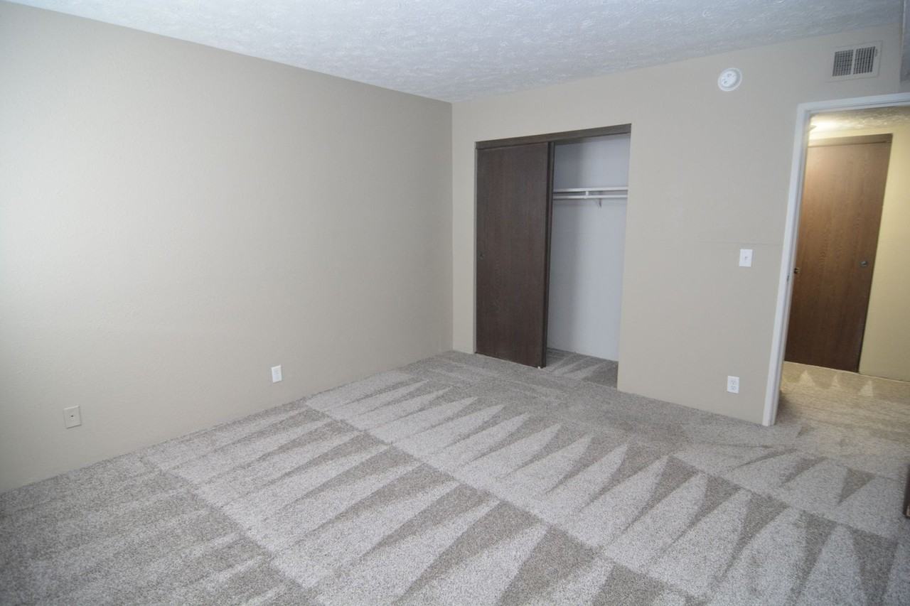 Cottonwood Apartments - Photo 6 of 25