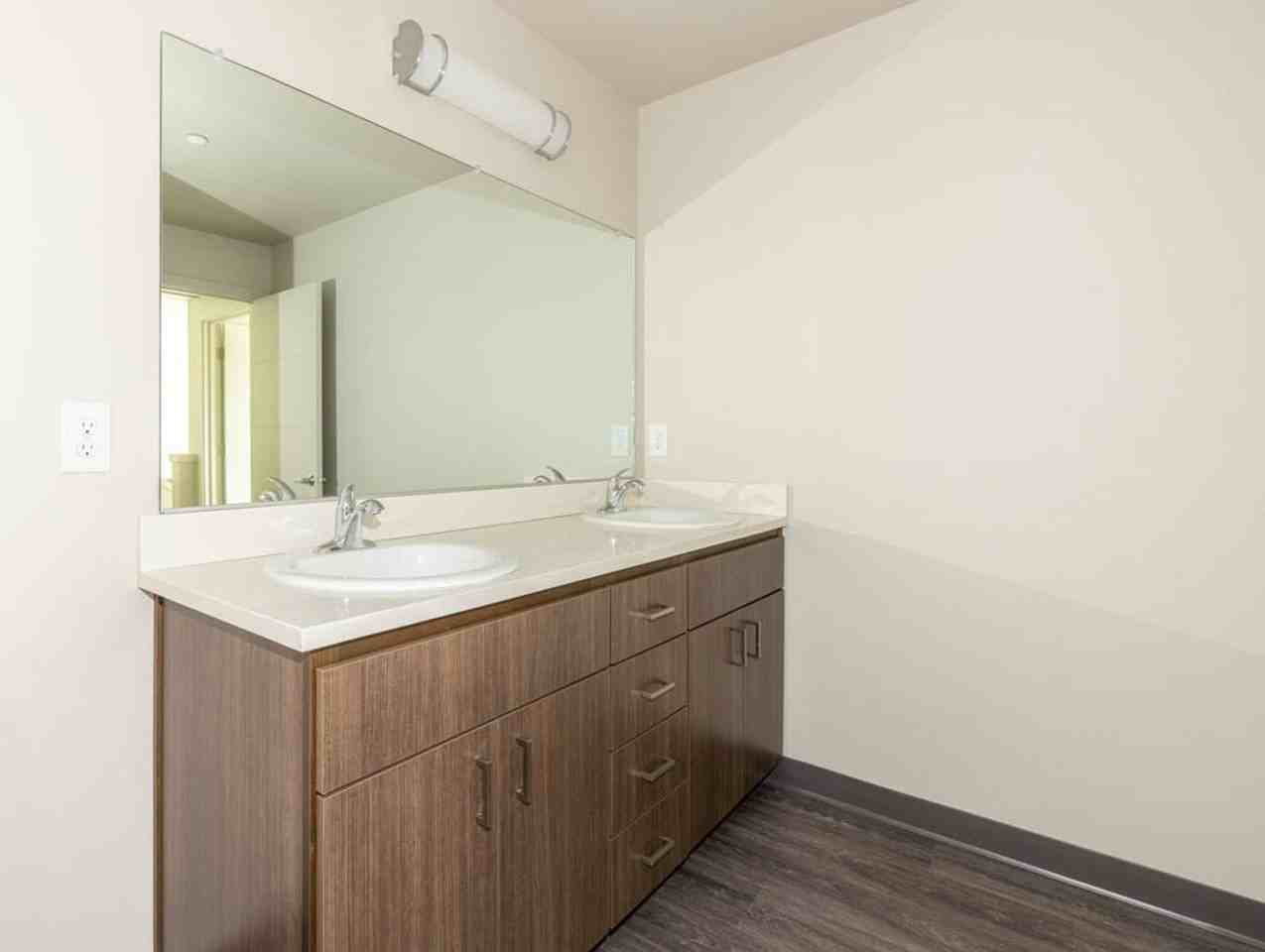 1650 NE Market Drive - Photo 7 of 42