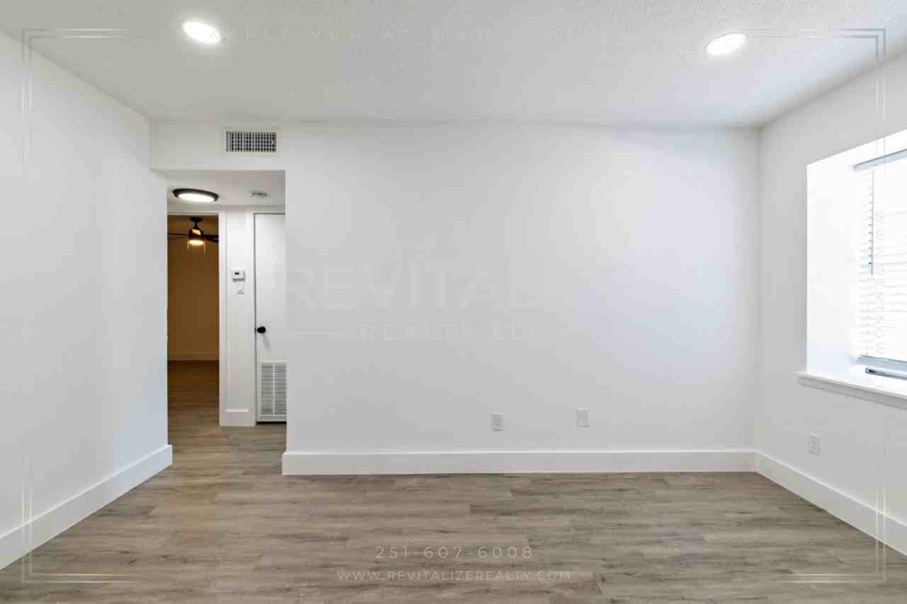 NEW 2 Bd/1 Ba Midtown Apartments on Dauphin St! - Photo 2 of 41