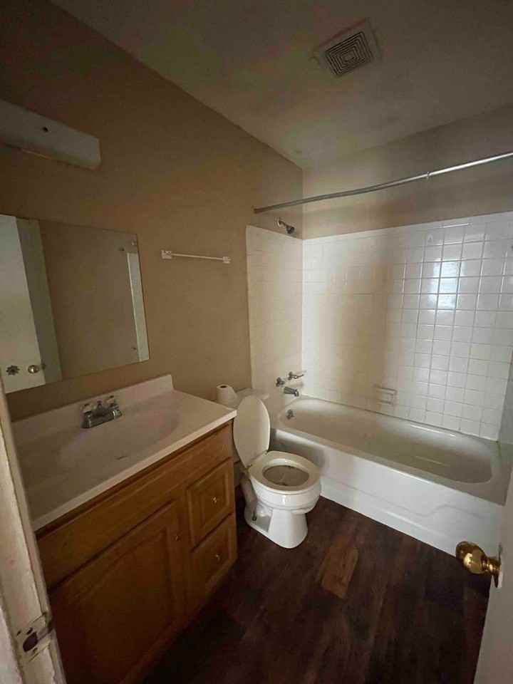 Vue on Royal Ridge - Photo 6 of 7