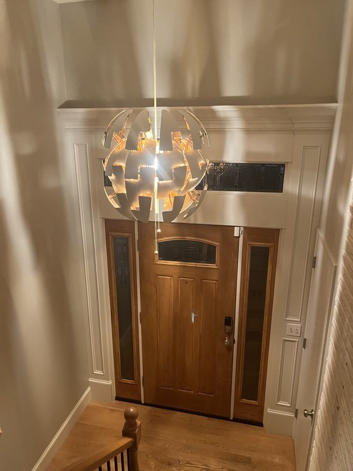 12615 Southeast Madison Street - Photo 2 of 7