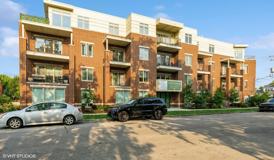 Vine Place Apartments - Photo 1 of 1