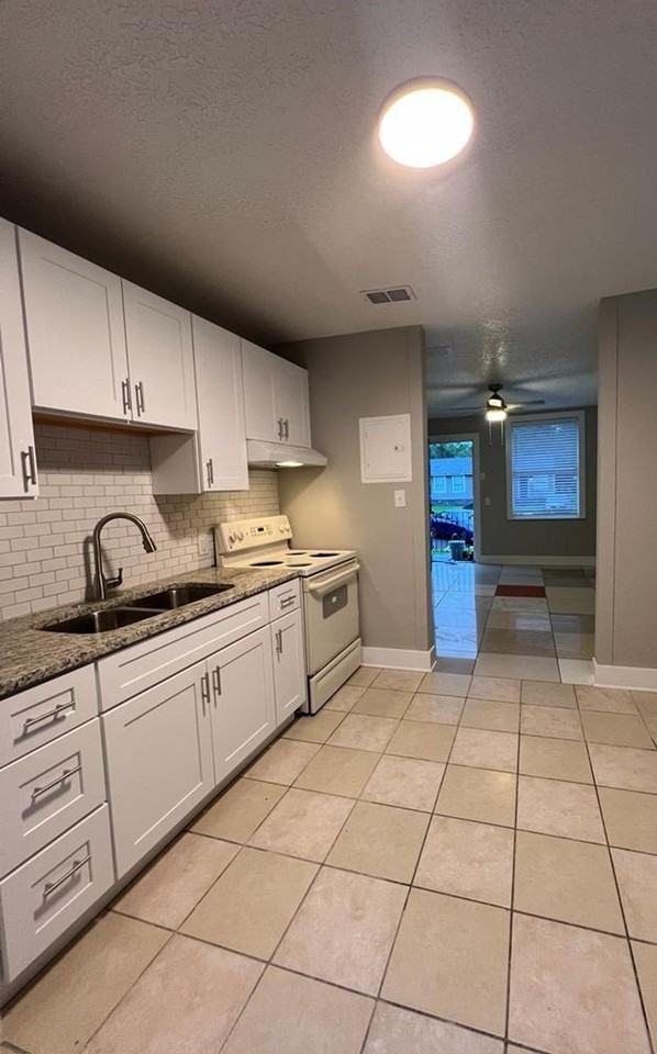 Renovated Units Available! Move In Special - Photo 2 of 9