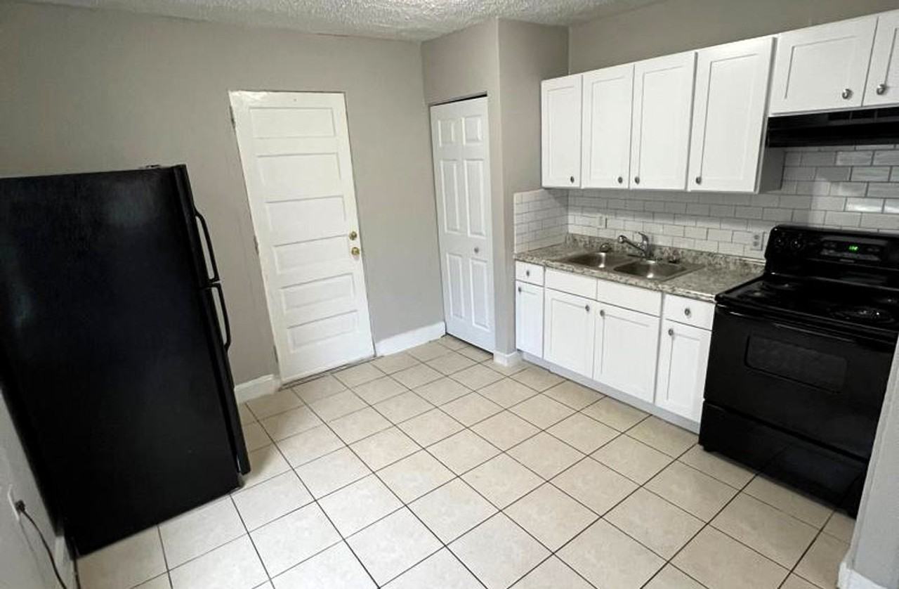 Renovated Units Available! Move In Special - Photo 3 of 9