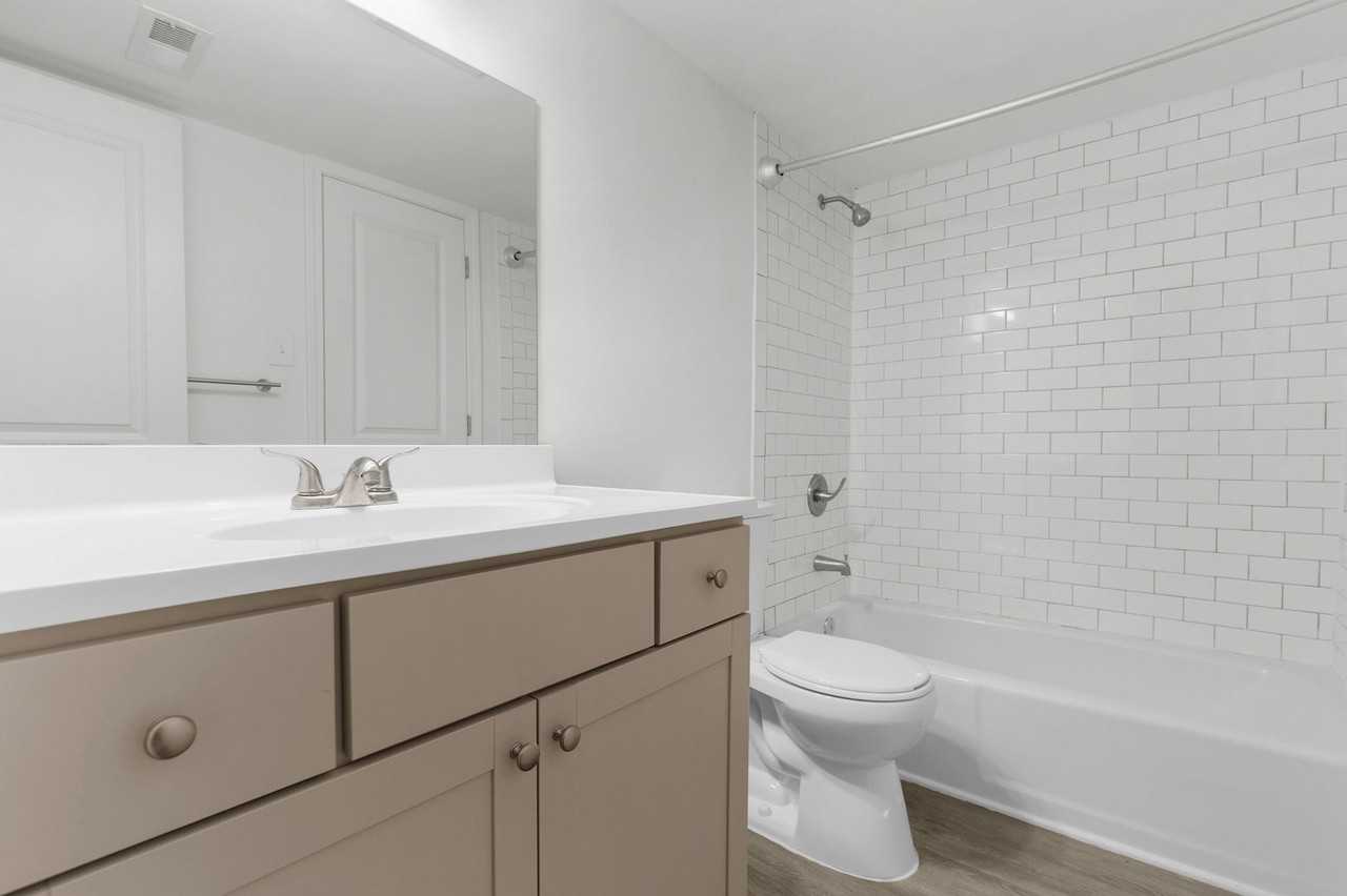 Linridge Apartments - Photo 4 of 20