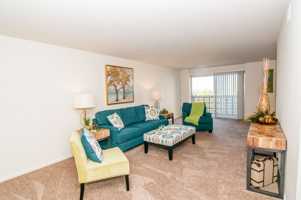 featured image of 531 Belmonte Park N