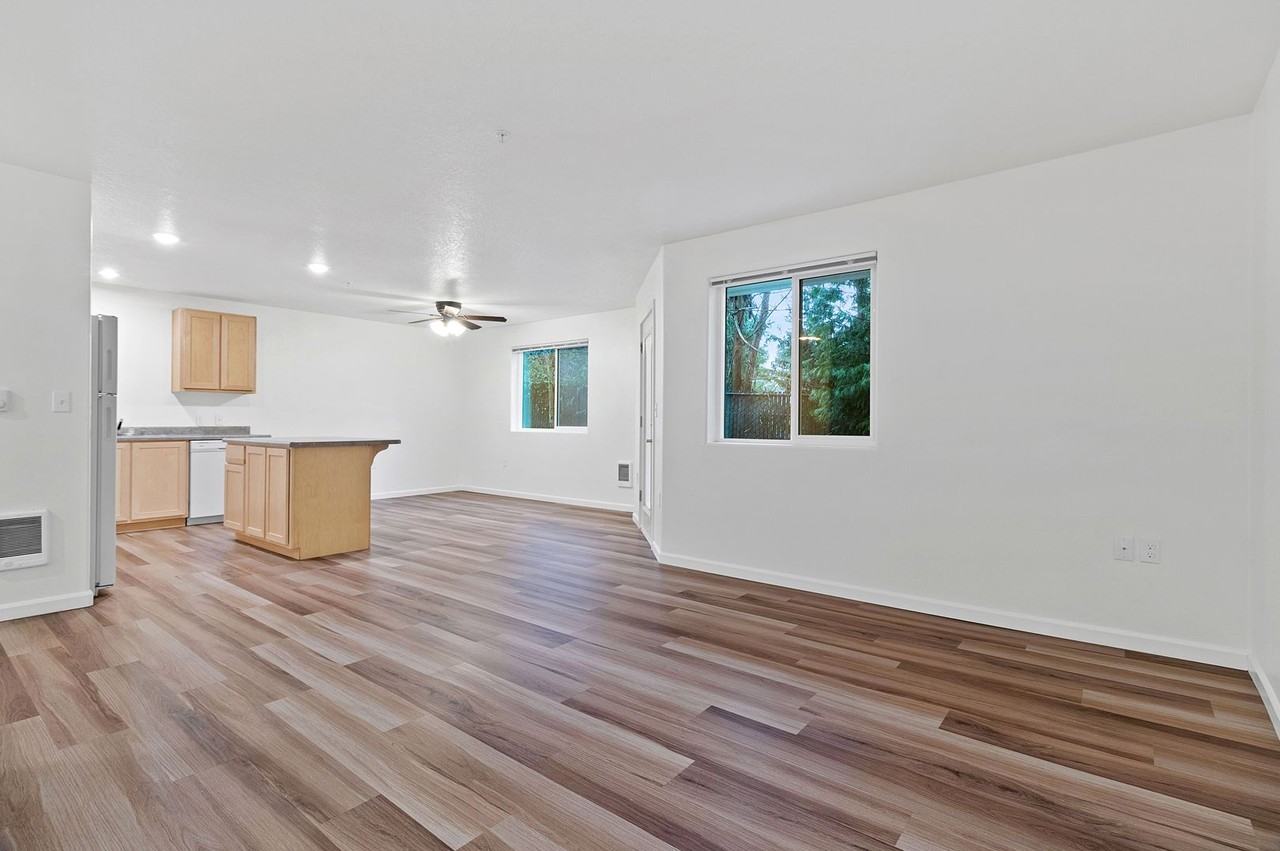 Bryan's Place - Photo 2 of 11