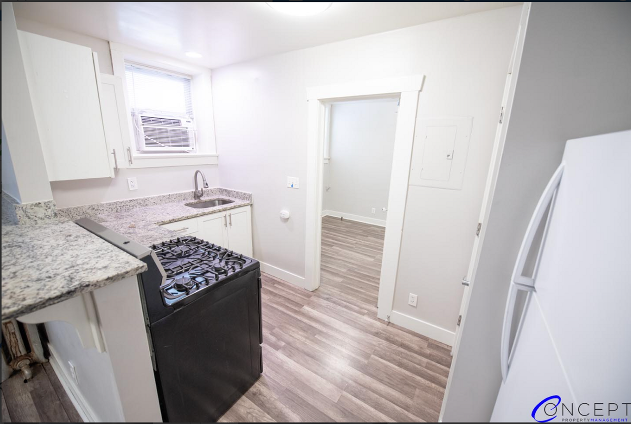 425 E 200 S - Photo 5 of 50