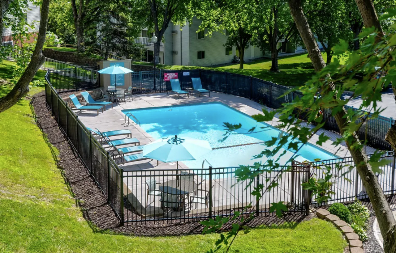 Hillcrest Place Apartments - Photo 5 of 50