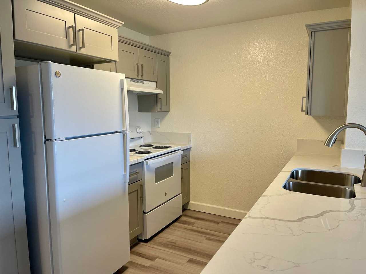 CLNY - Photo 7 of 18