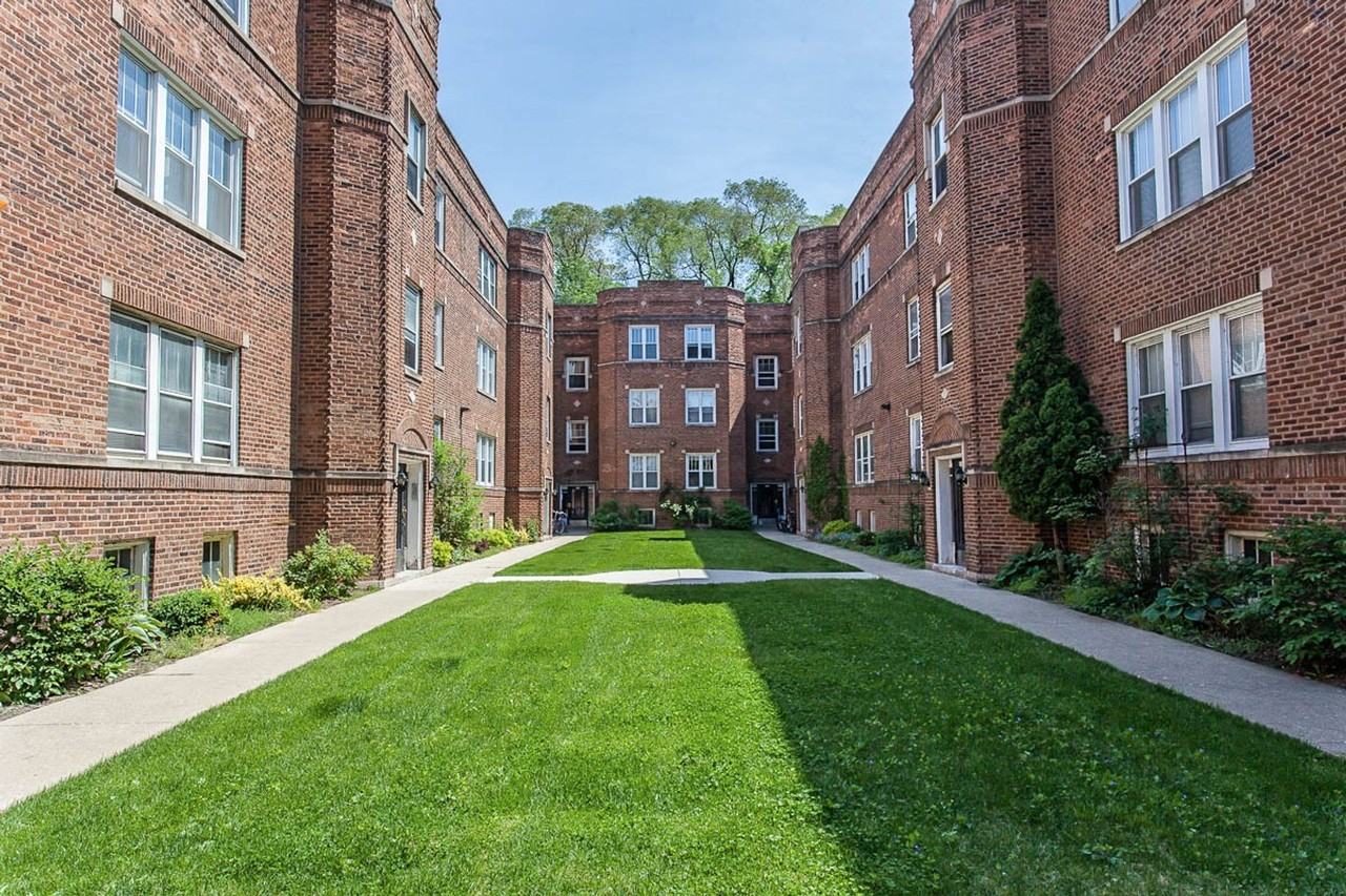 3521-29 N. Broadway - Photo 2 of 10