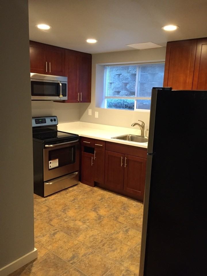 Beacon View Apartments - Photo 2 of 27