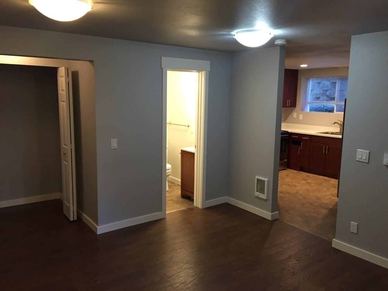 Beacon View Apartments - Photo 4 of 27