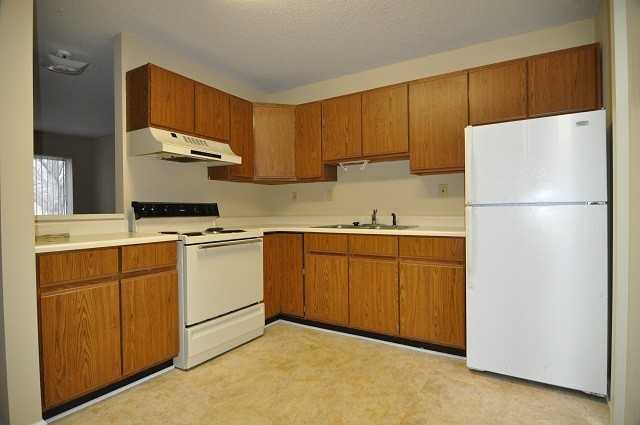 300 E. Fairlawn - Photo 2 of 7