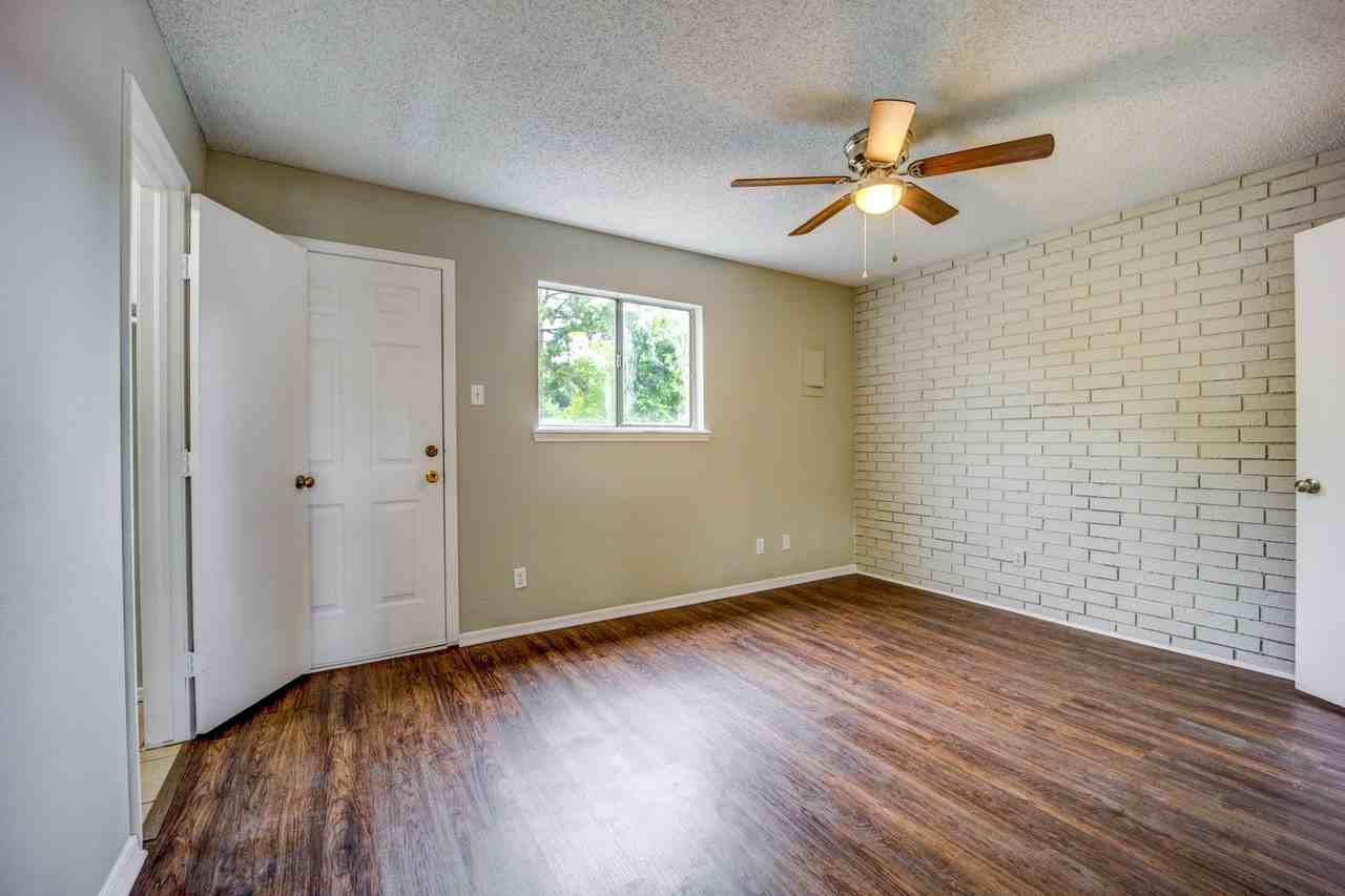 The Dogwood: 1 & 2 Bedroom Apartments - Photo 7 of 33