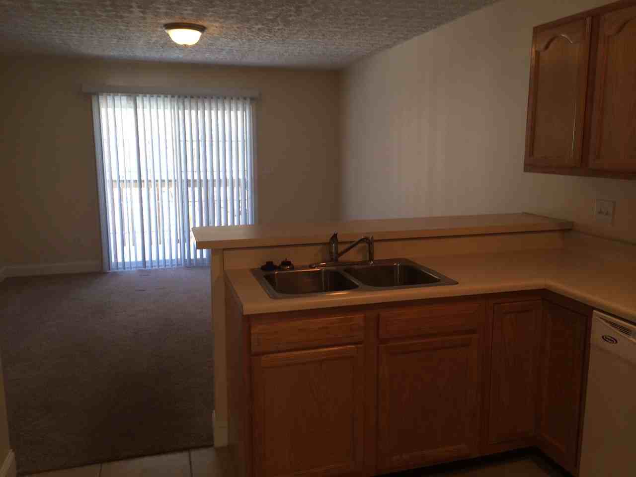 Kensington Court - Photo 5 of 27