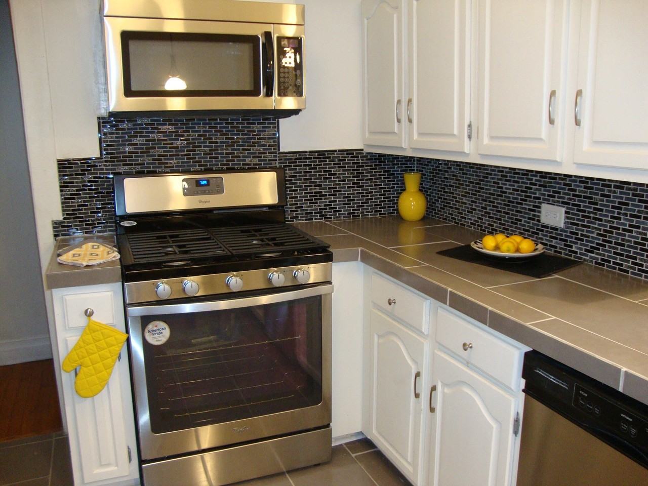 406 Ernest St #NA - Photo 2 of 13