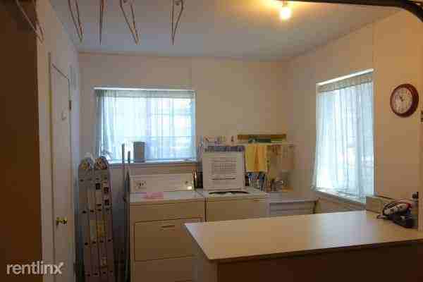 Fairbanks Cir - Photo 2 of 14