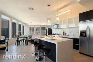 Wilshire Boulevard & South Beaudry Avenue - Photo 2 of 4