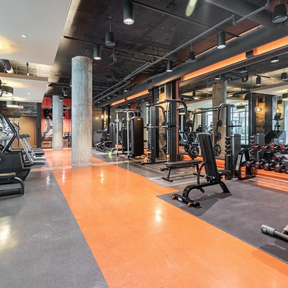 Eastside Bond - Photo 7 of 50