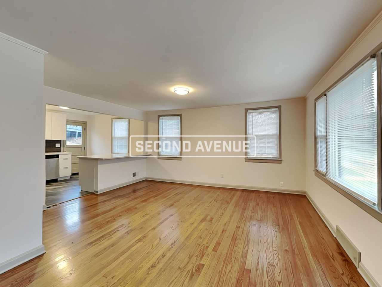 3062 Westwood Northern Blvd - Photo 2 of 18